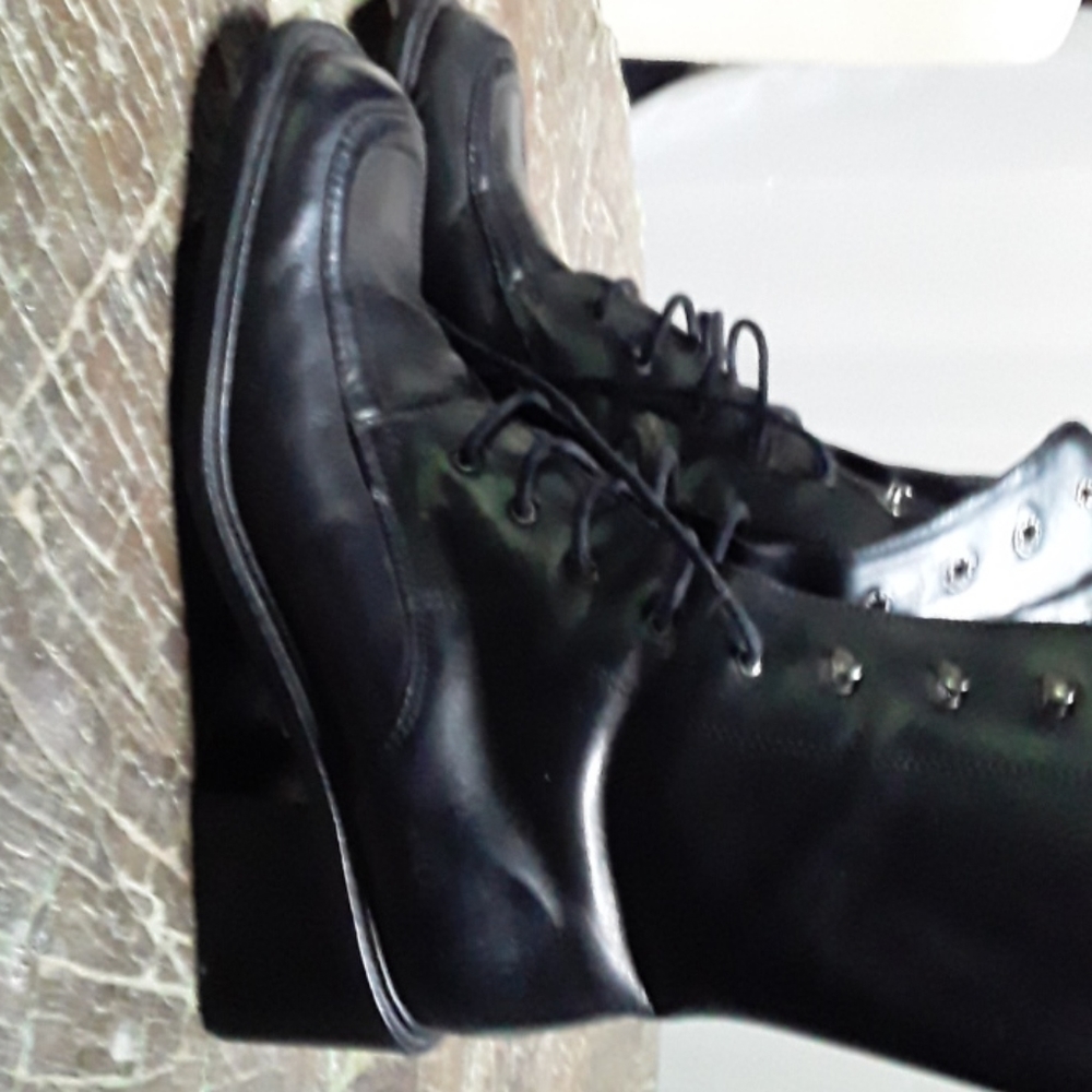 Pazzo leather midcalf booties